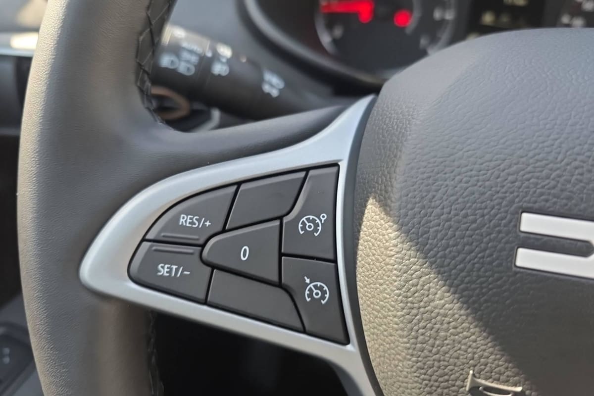 Dacia Sandero - Image 15