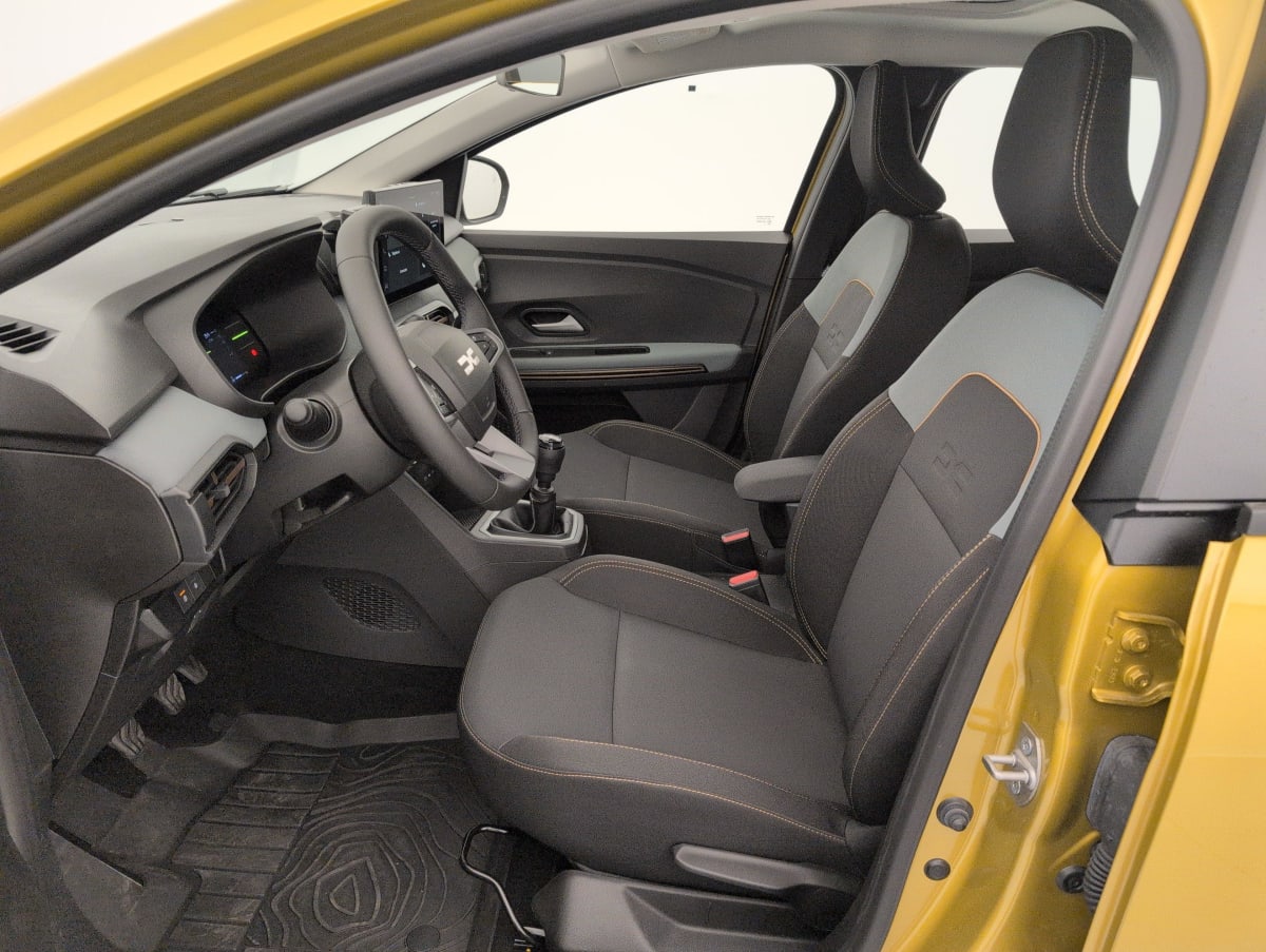 Dacia Sandero - Image 16