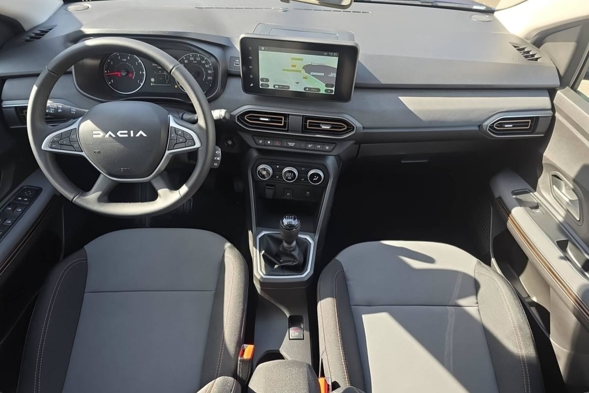 Dacia Sandero - Image 36