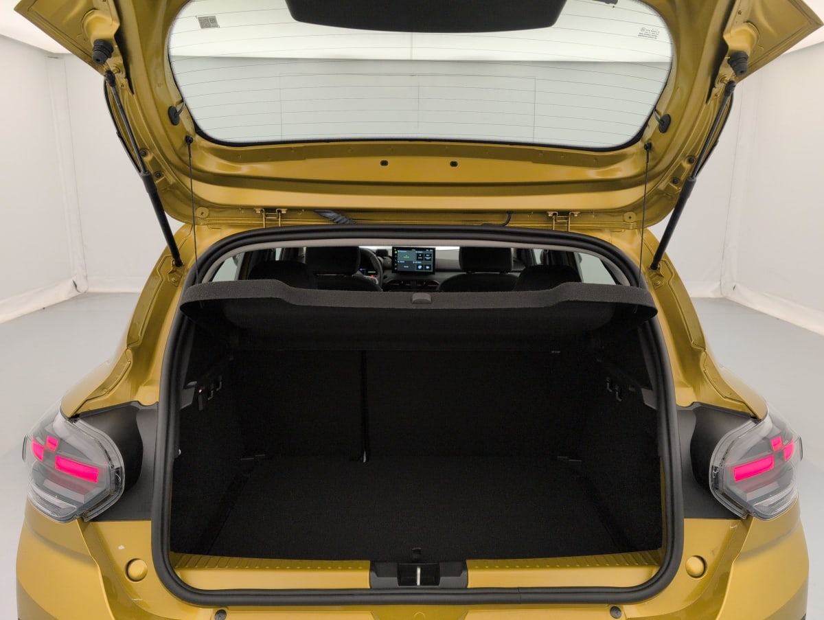Dacia Sandero - Image 11