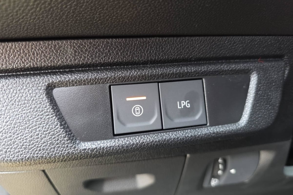 Dacia SANDERO GPL - Image 23