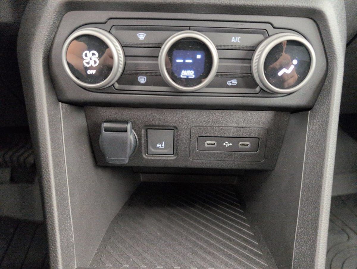 Dacia SANDERO GPL - Image 20