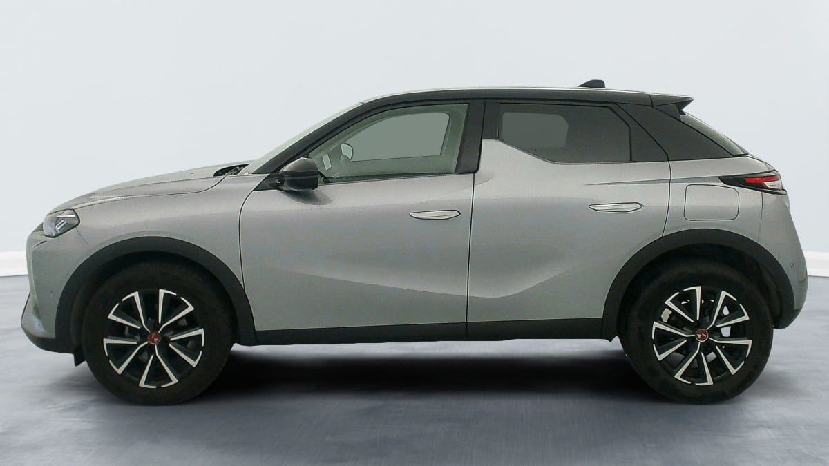 DS DS3 PURETECH 130 EAT8 PERFORMANCE LINE