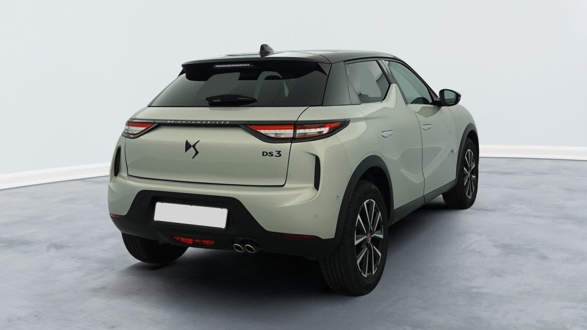DS DS3 PURETECH 130 EAT8 PERFORMANCE LINE