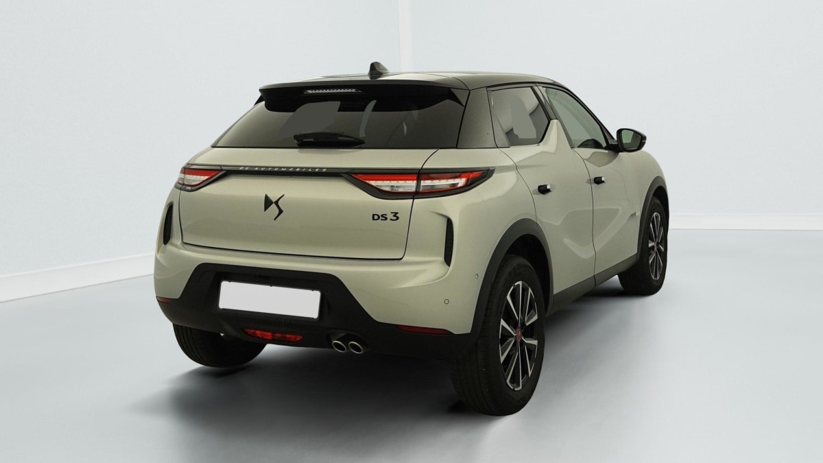 DS DS3 PURETECH 130 EAT8 PERFORMANCE LINE