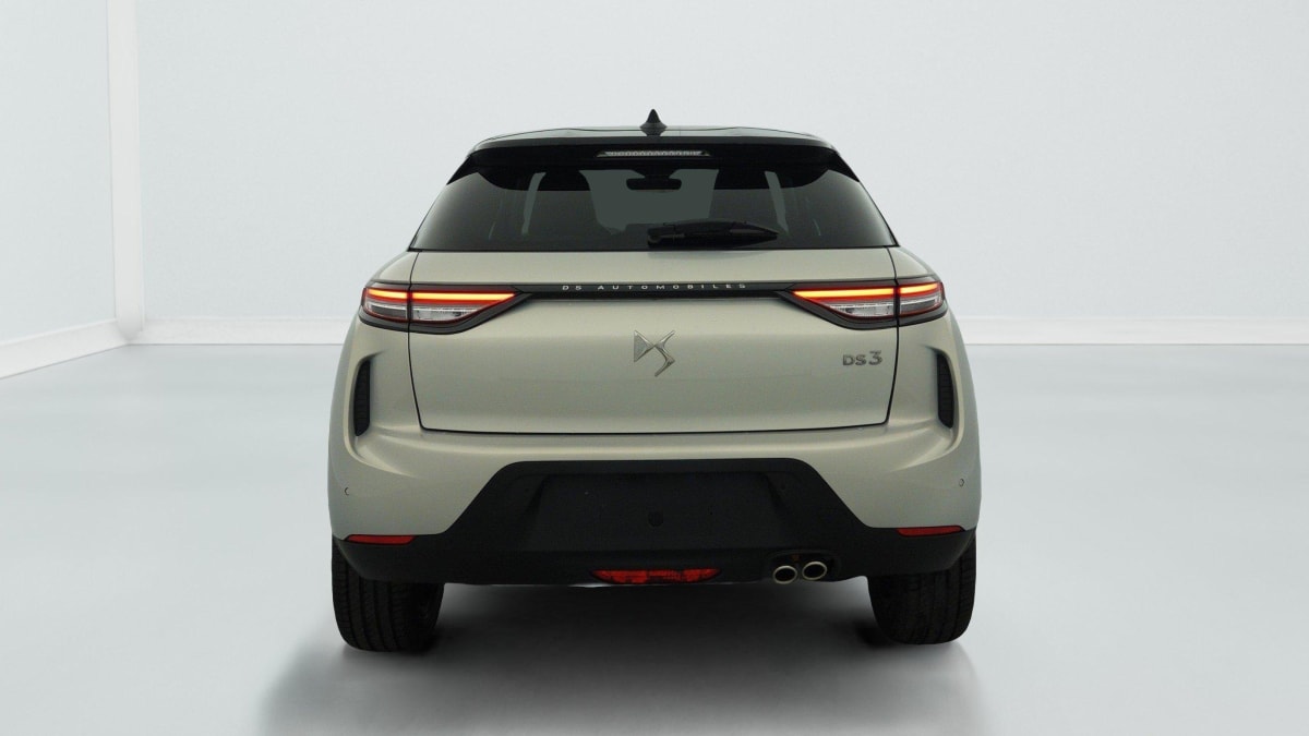 DS DS3 PURETECH 130 EAT8 ESPRIT DE VOYAGE