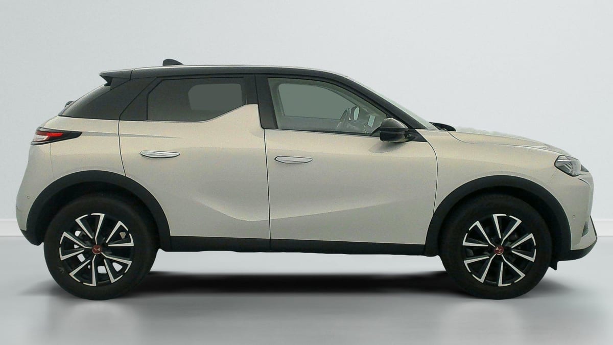 DS DS3 PURETECH 130 EAT8 PERFORMANCE LINE