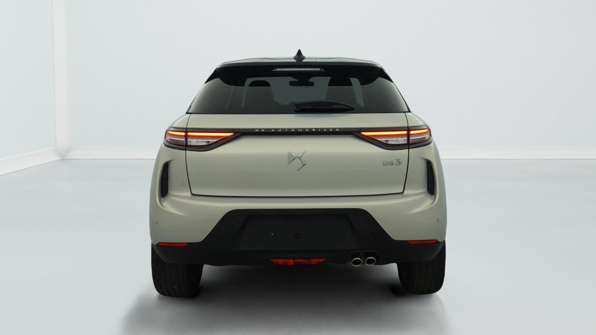 DS DS3 PURETECH 130 EAT8 ESPRIT DE VOYAGE