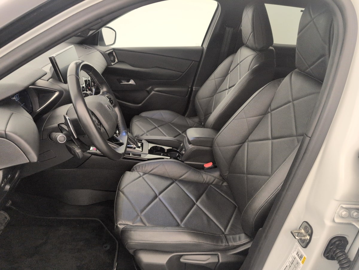 DS DS3 Crossback - Image 17