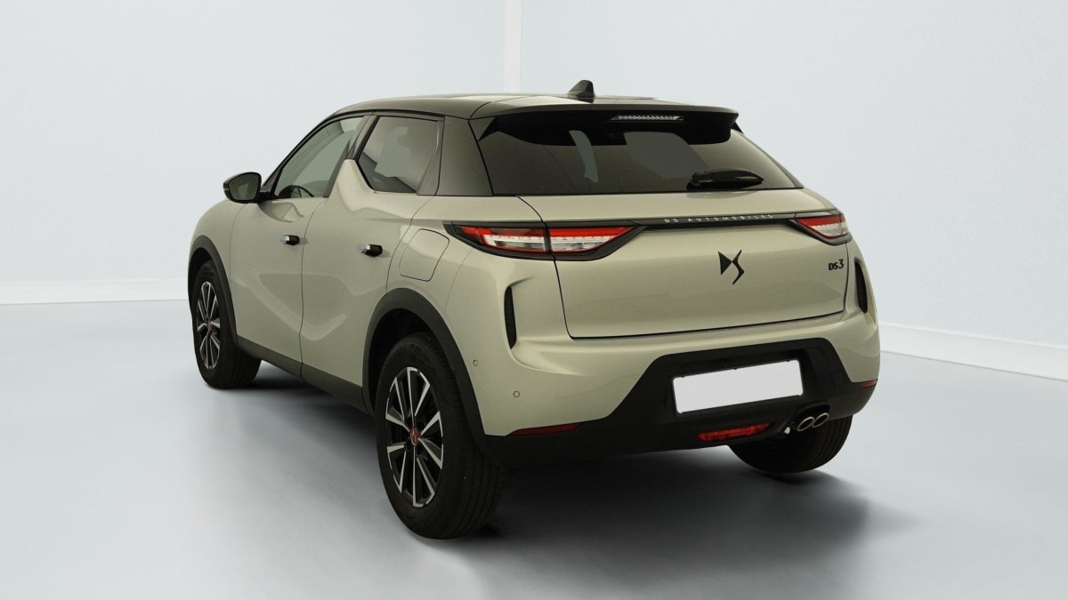 DS DS3 PURETECH 130 EAT8 PERFORMANCE LINE