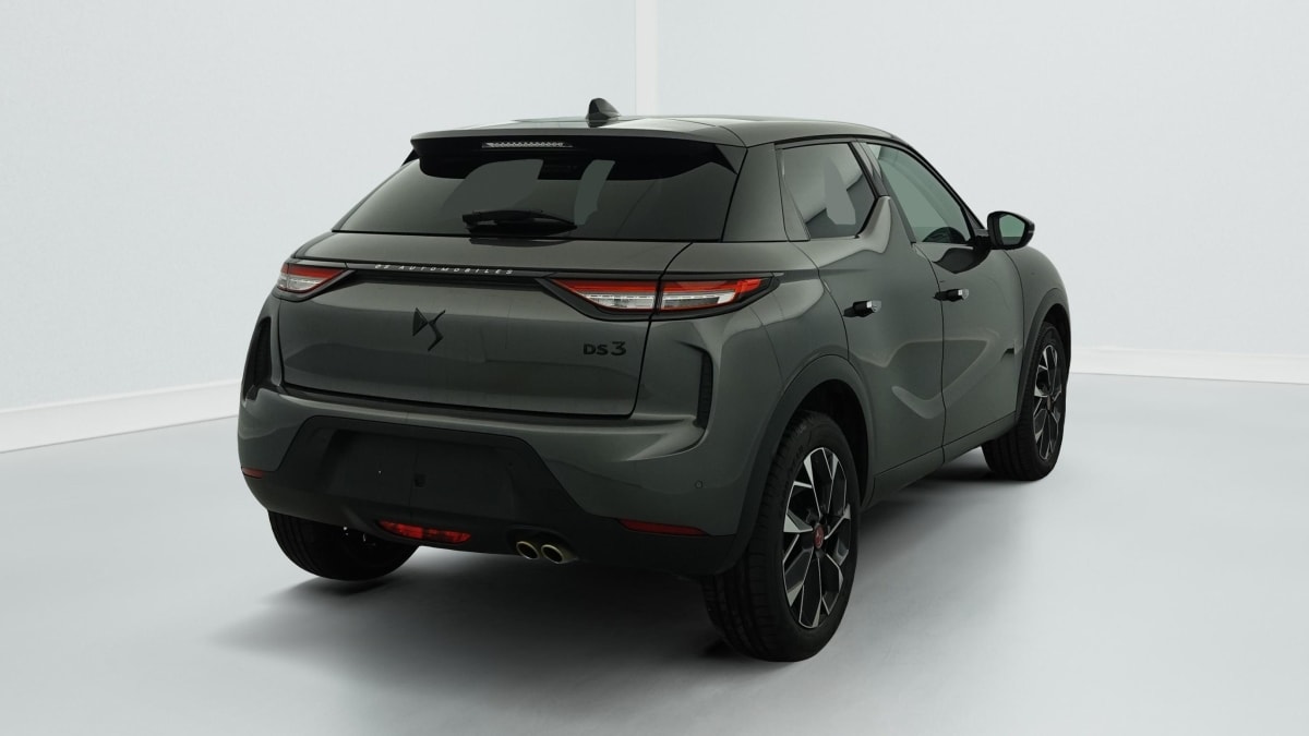 DS DS3 PURETECH 130 EAT 8 PERFORMANCE LINE +