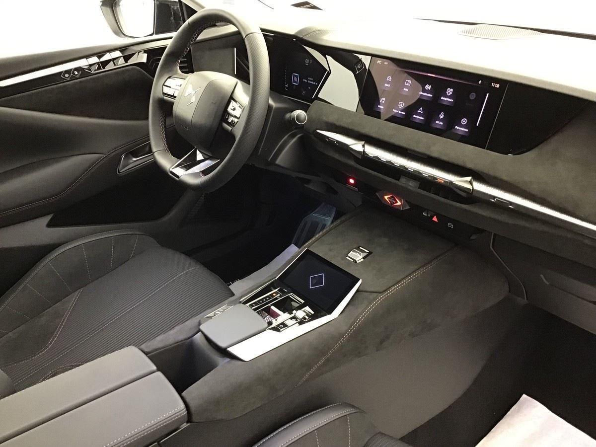 DS DS4 PERFORMANCE LINE+ 1.2 130