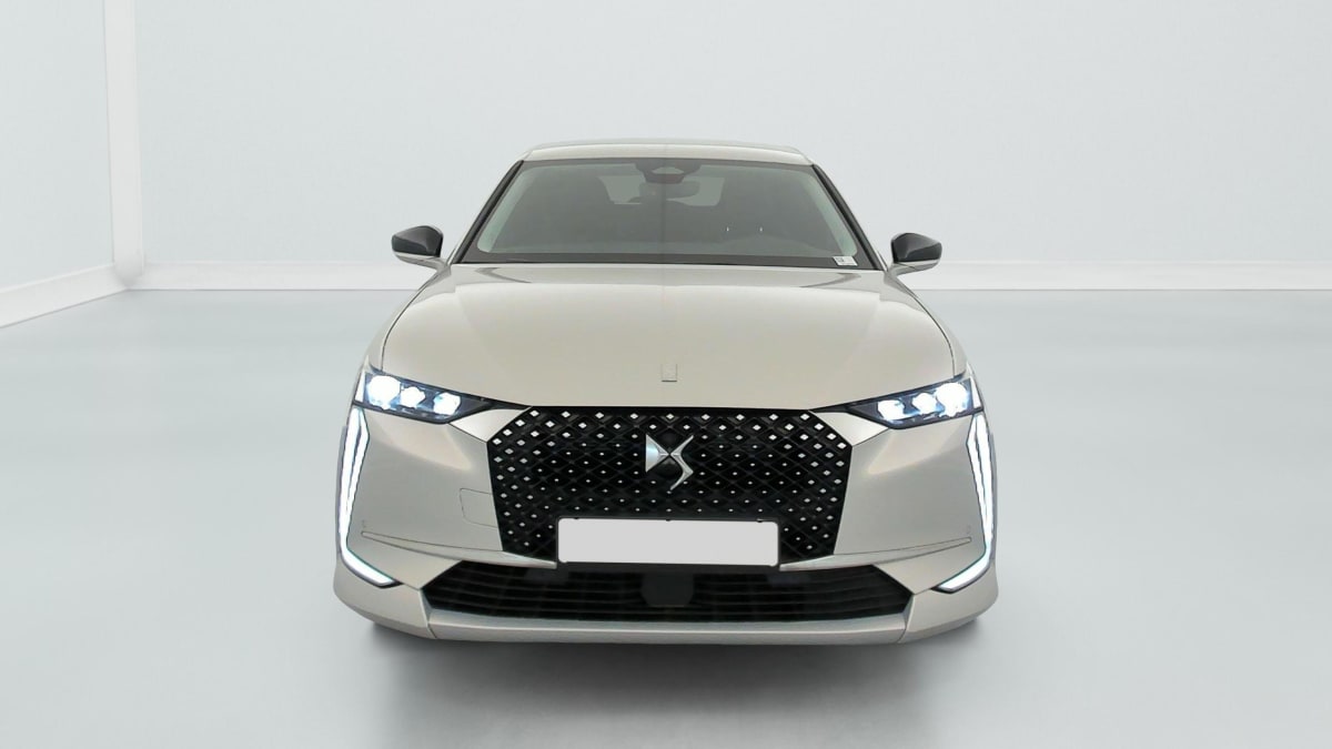 DS DS4 - Image 2