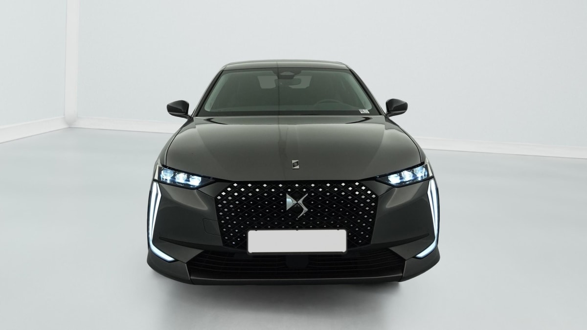 DS DS4 - Image 2
