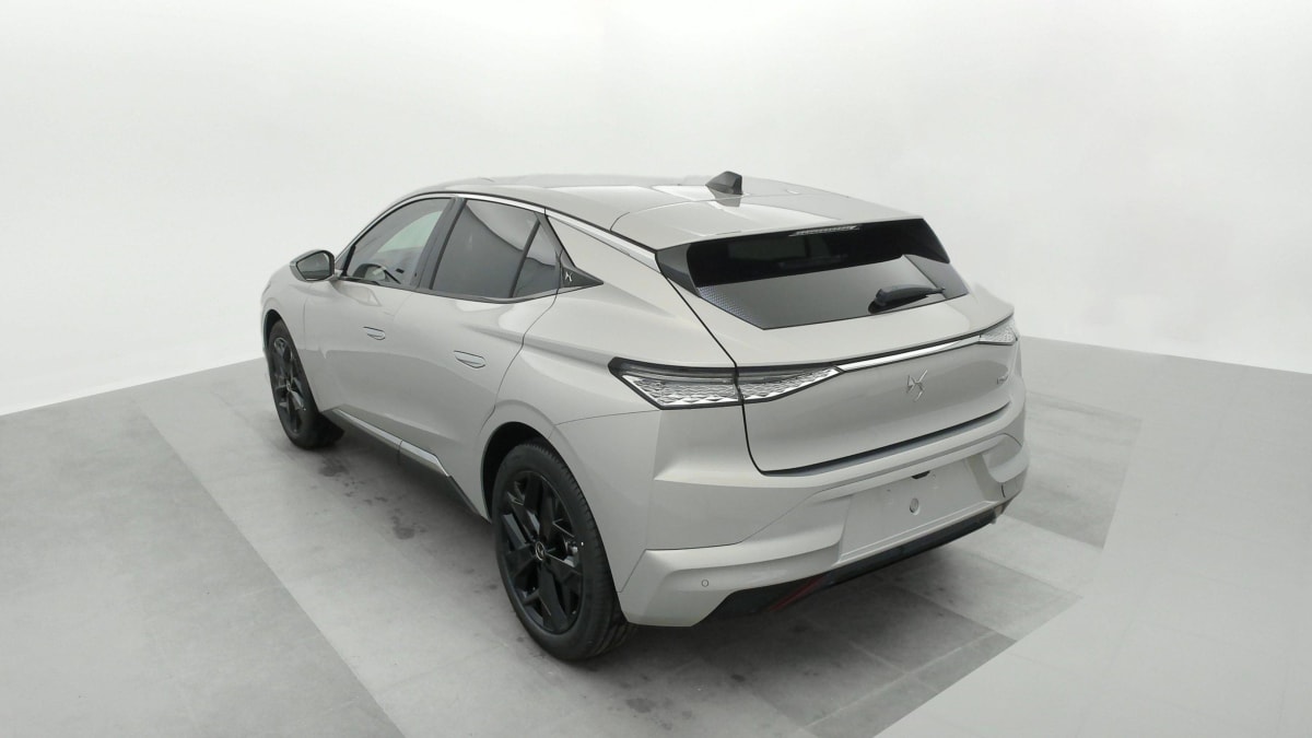 DS DS4 HYBRIDE 136 E-DCT6 PALLAS