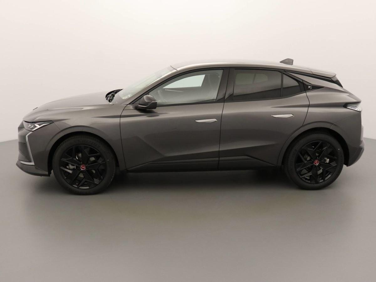 DS DS4 PERFORMANCE LINE+ 1.2 130