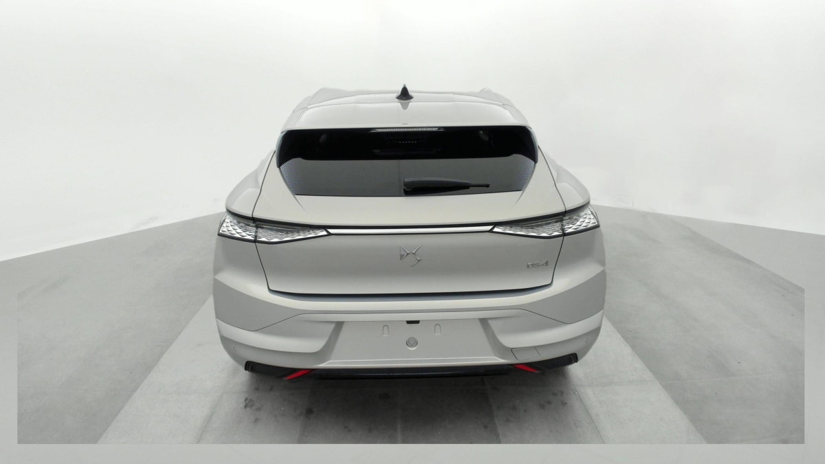 DS DS4 HYBRIDE 136 E-DCT6 PALLAS