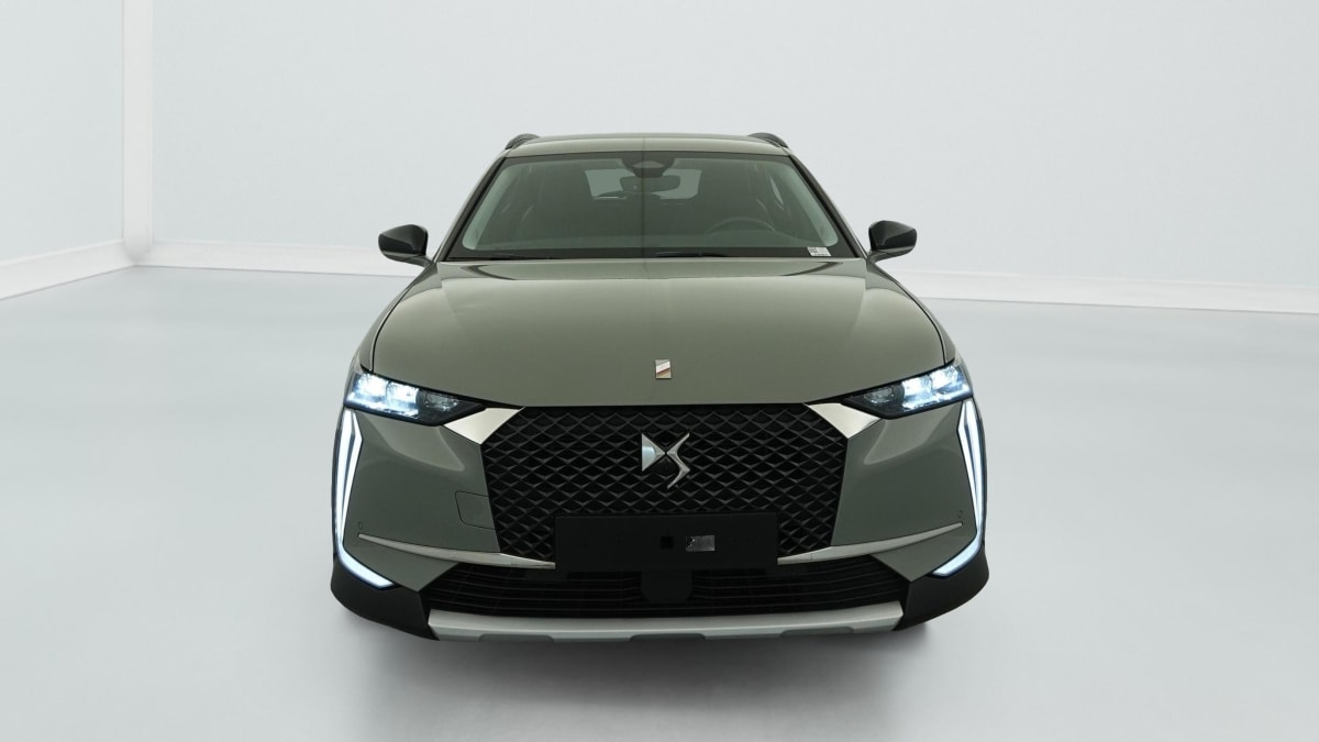 DS DS4 HYBRIDE E-TENSE 225 EAT8 CROSS TROCADERO