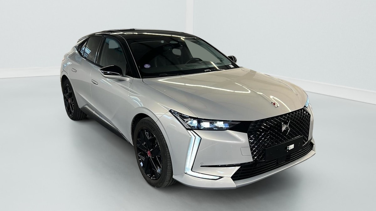 DS DS4 - PURETECH 130 EAT8 PERFORMANCE LINE