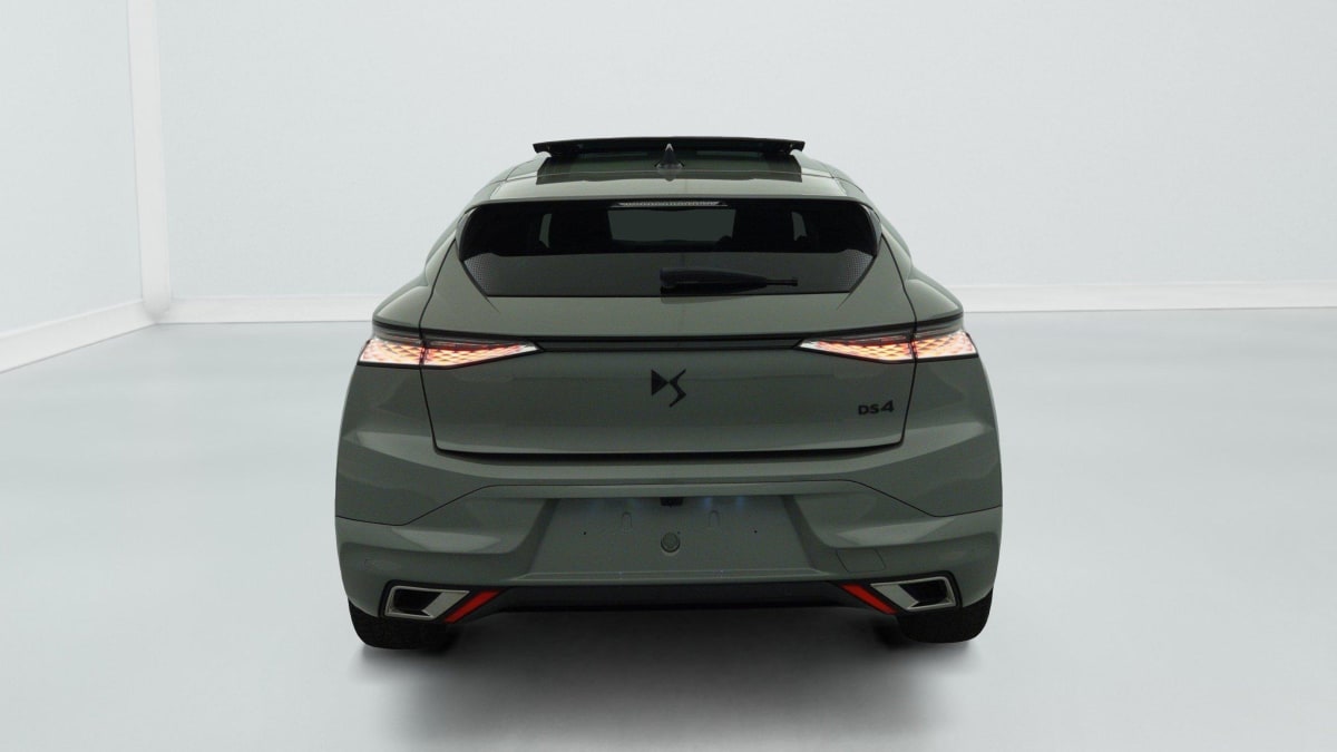 DS DS4 PURETECH 130 EAT8 PERFORMANCE LINE+