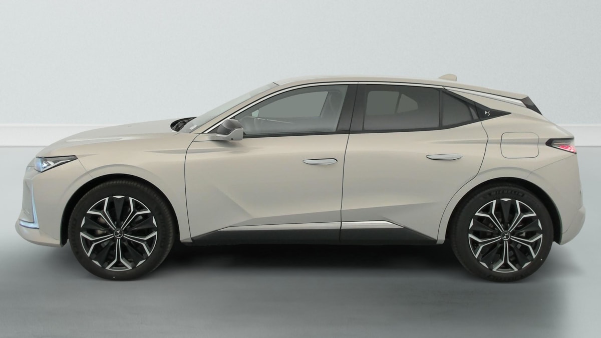 DS DS4 - Image 4
