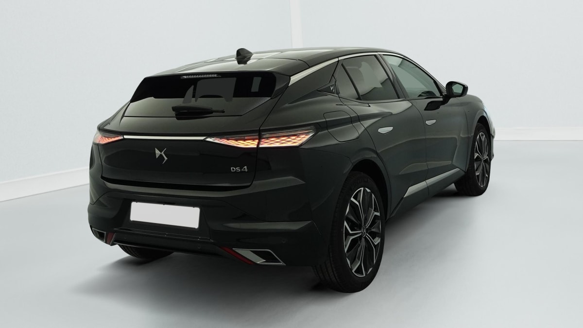 DS DS4 PURETECH 130 EAT8 RIVOLI