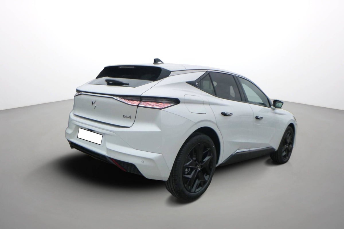 DS DS4 HYBRIDE 136 E-DCT6 PALLAS