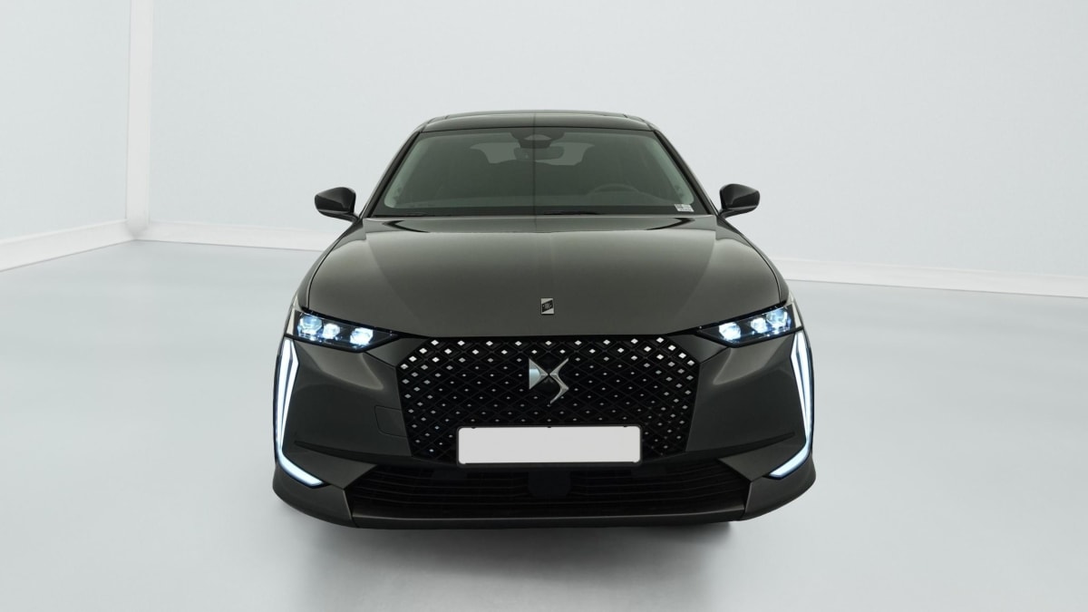 DS DS4 - Image 2