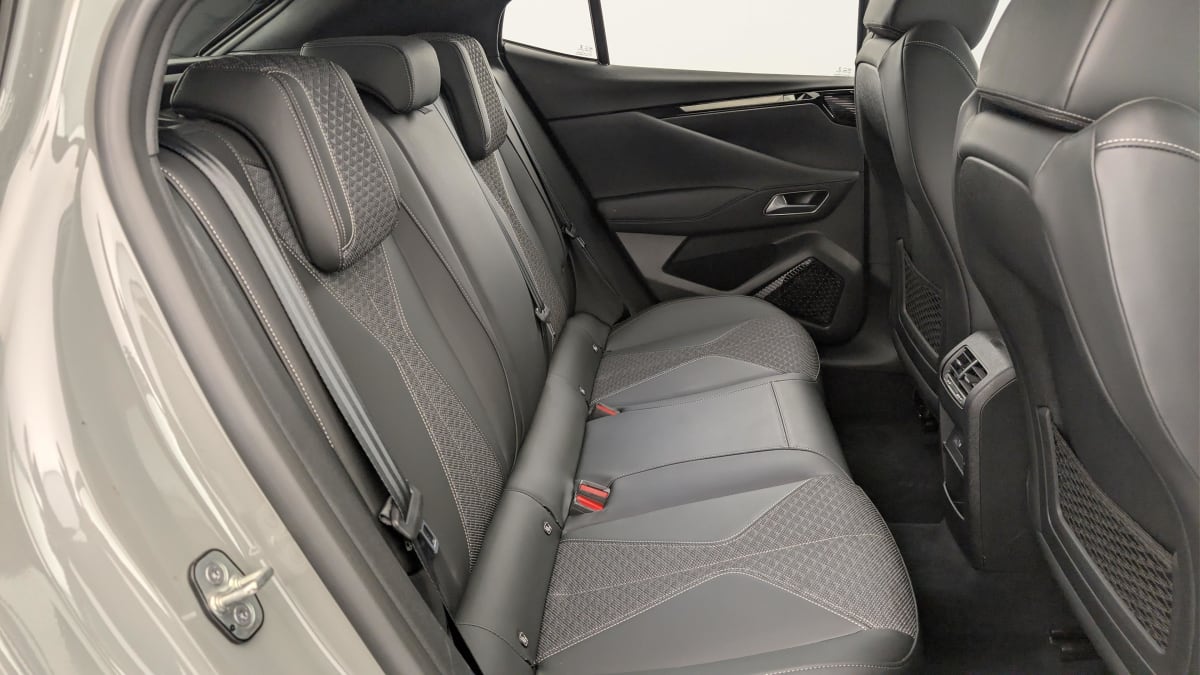 DS DS4 HYBRIDE E-TENSE 225 EAT8 CROSS TROCADERO