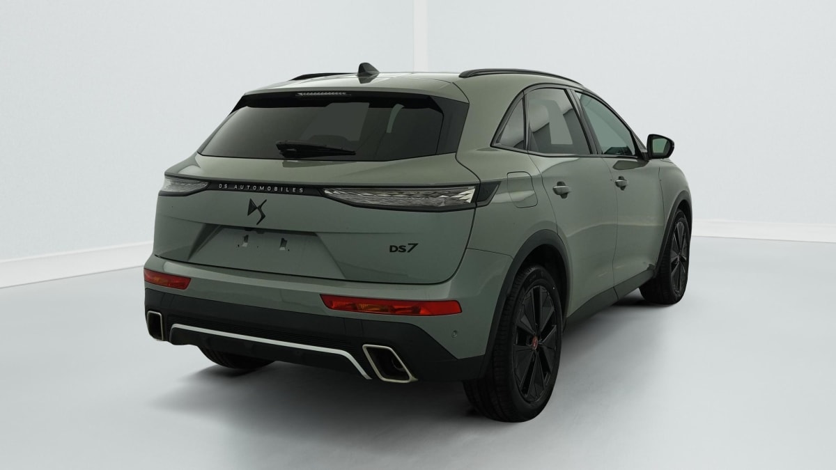 DS DS7 HYBRIDE RECHARGEABLE E-TENSE 300 EAT8 4X4 PERFORMANCE LINE +