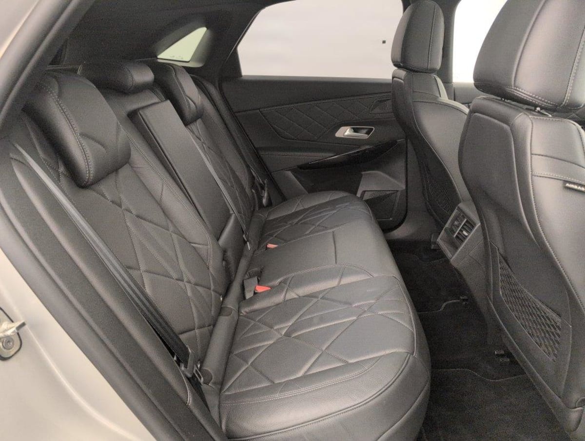 DS DS7 Crossback - Image 10