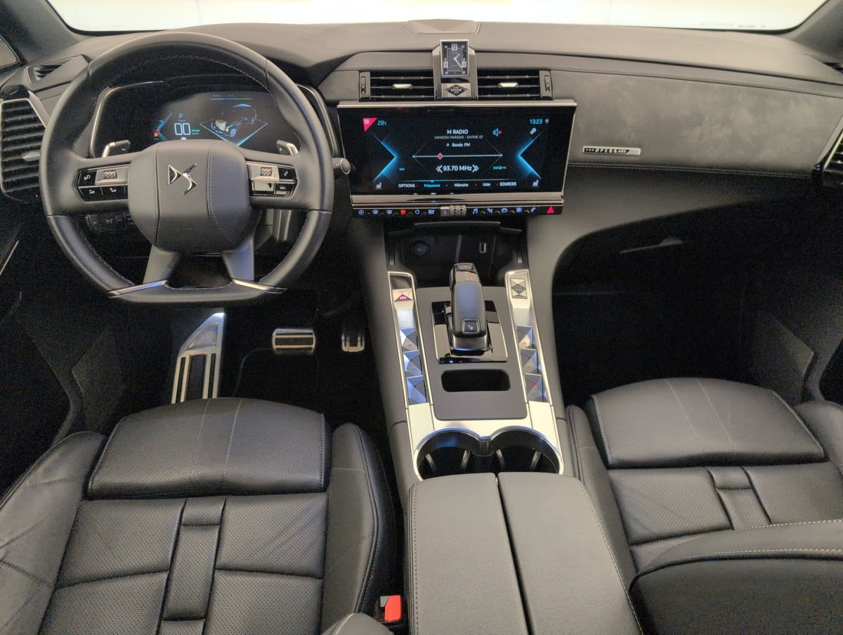 DS DS7 Crossback - Image 13