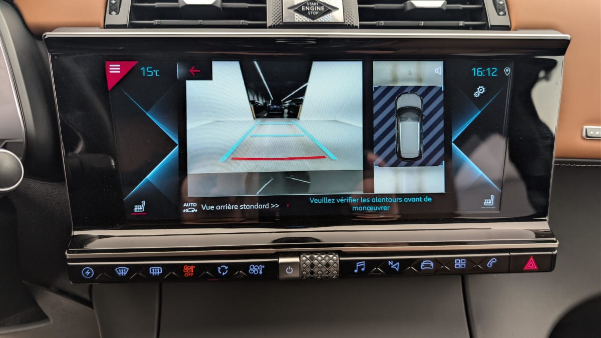 DS DS7 Crossback - Image 18