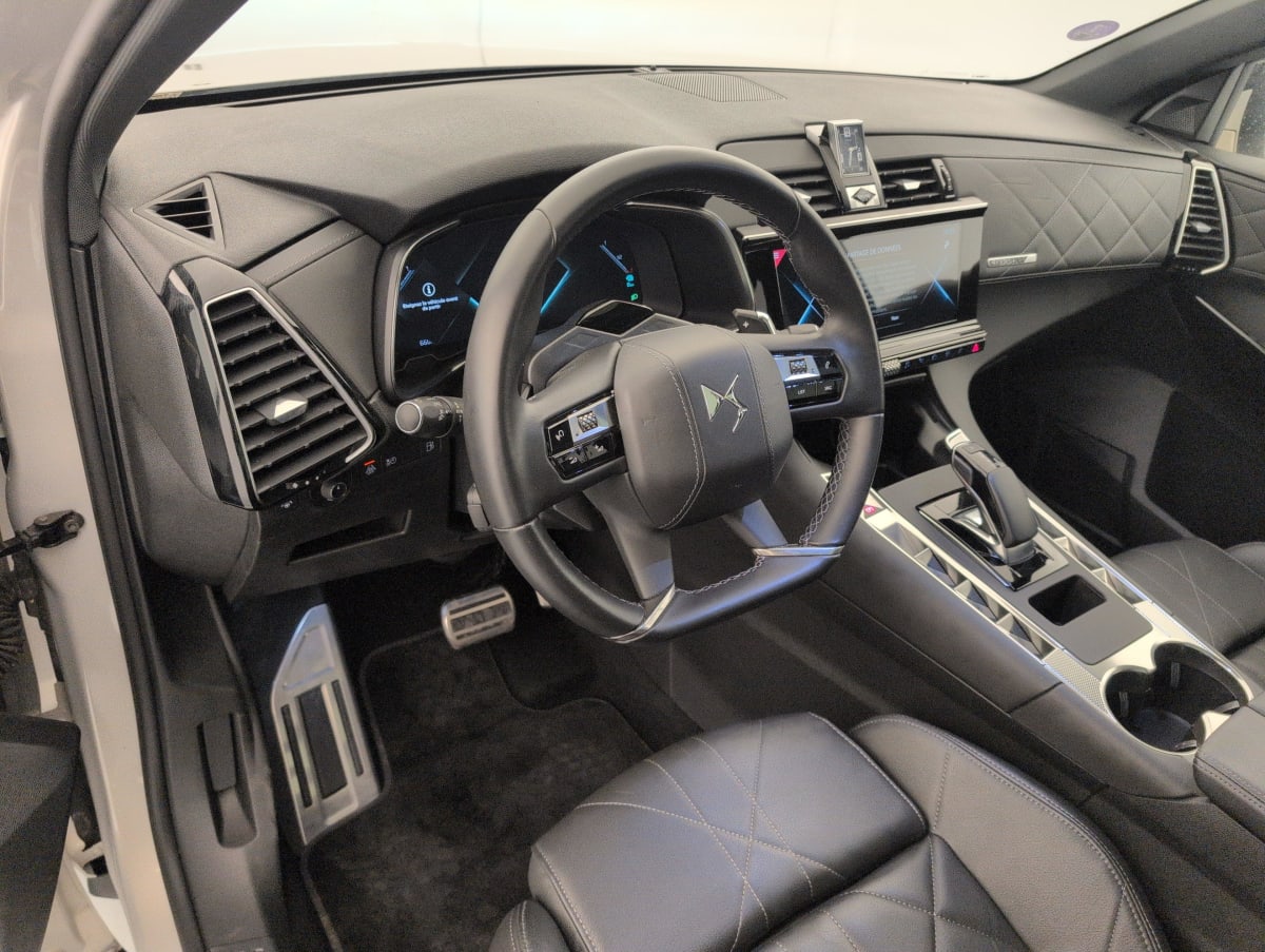 DS DS7 Crossback - Image 15