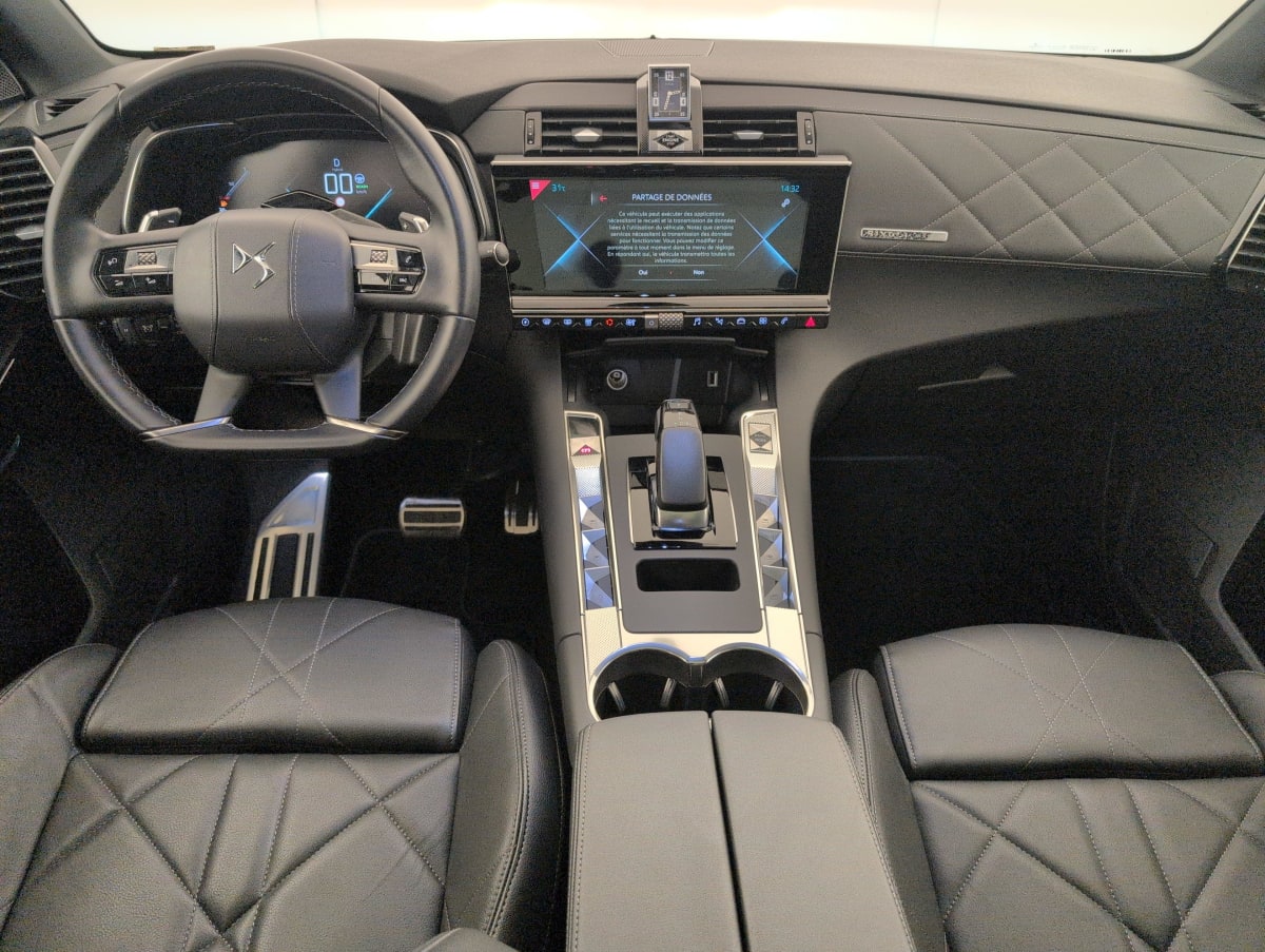 DS DS7 Crossback - Image 13