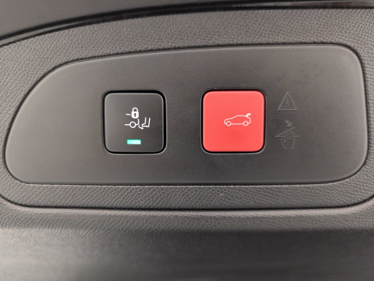 DS DS7 Crossback - Image 21