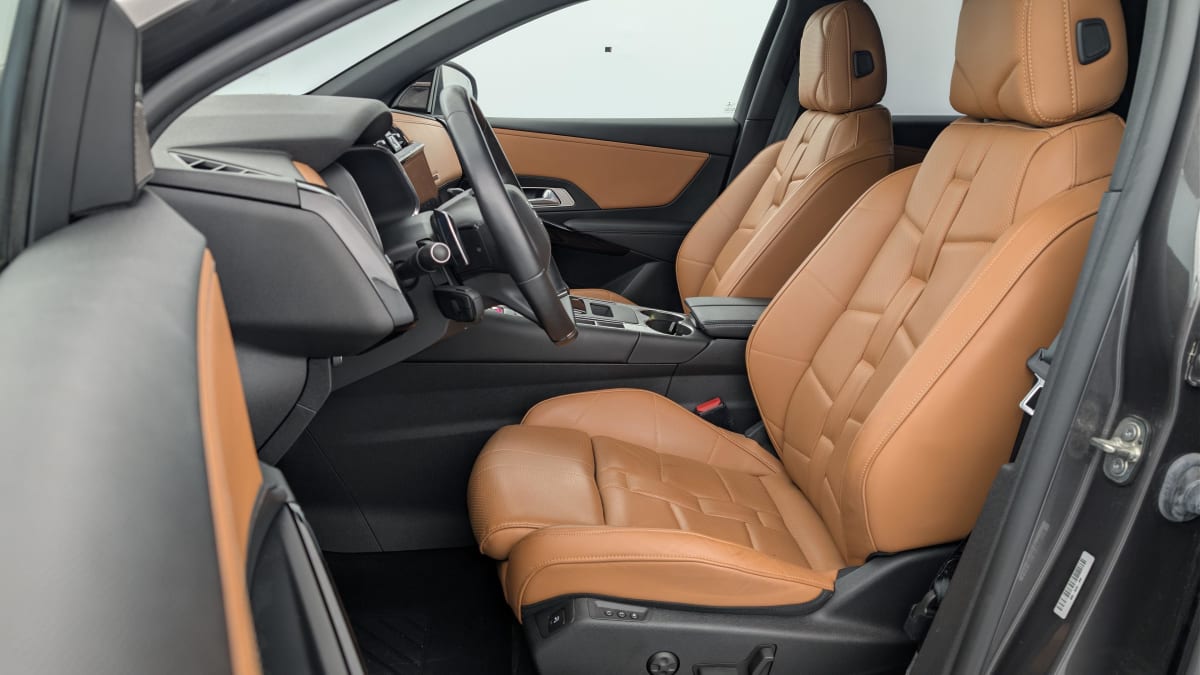 DS DS7 Crossback - Image 16