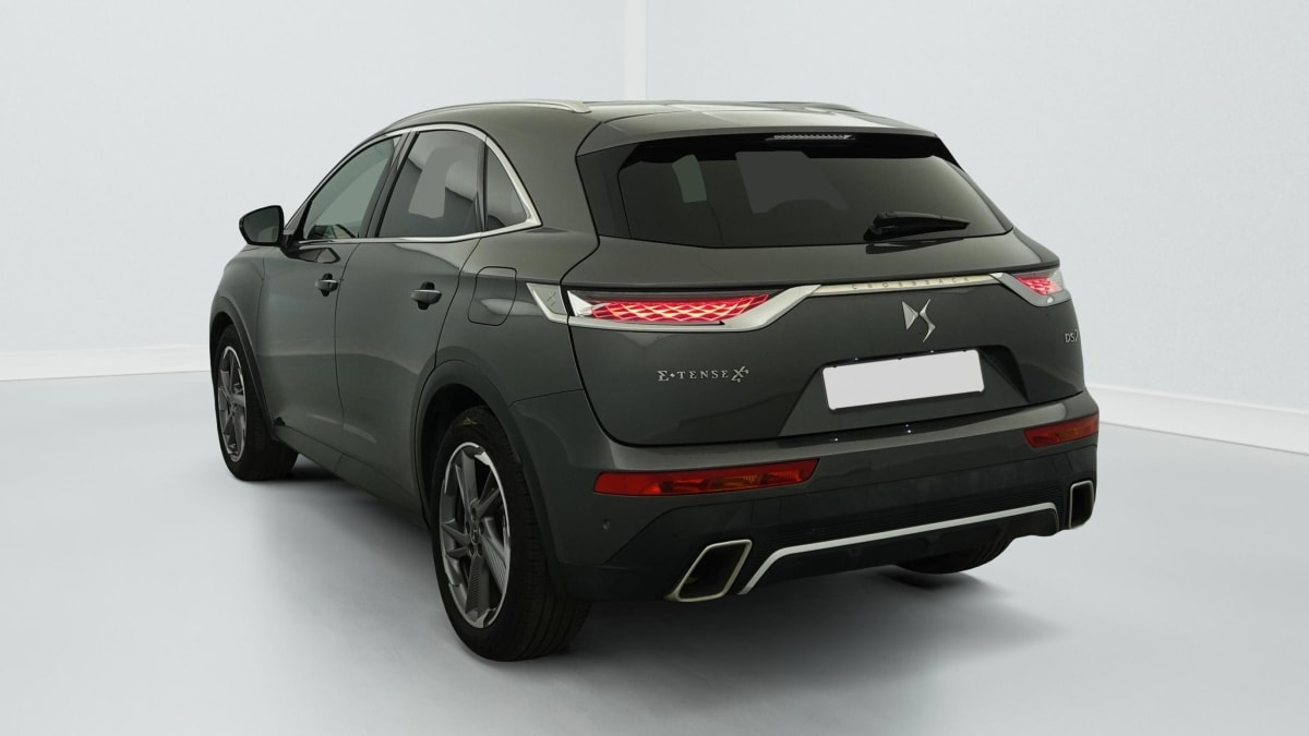 DS DS7 CROSSBACK HYBRIDE E-TENSE 300 EAT8 4X4 RIVOLI