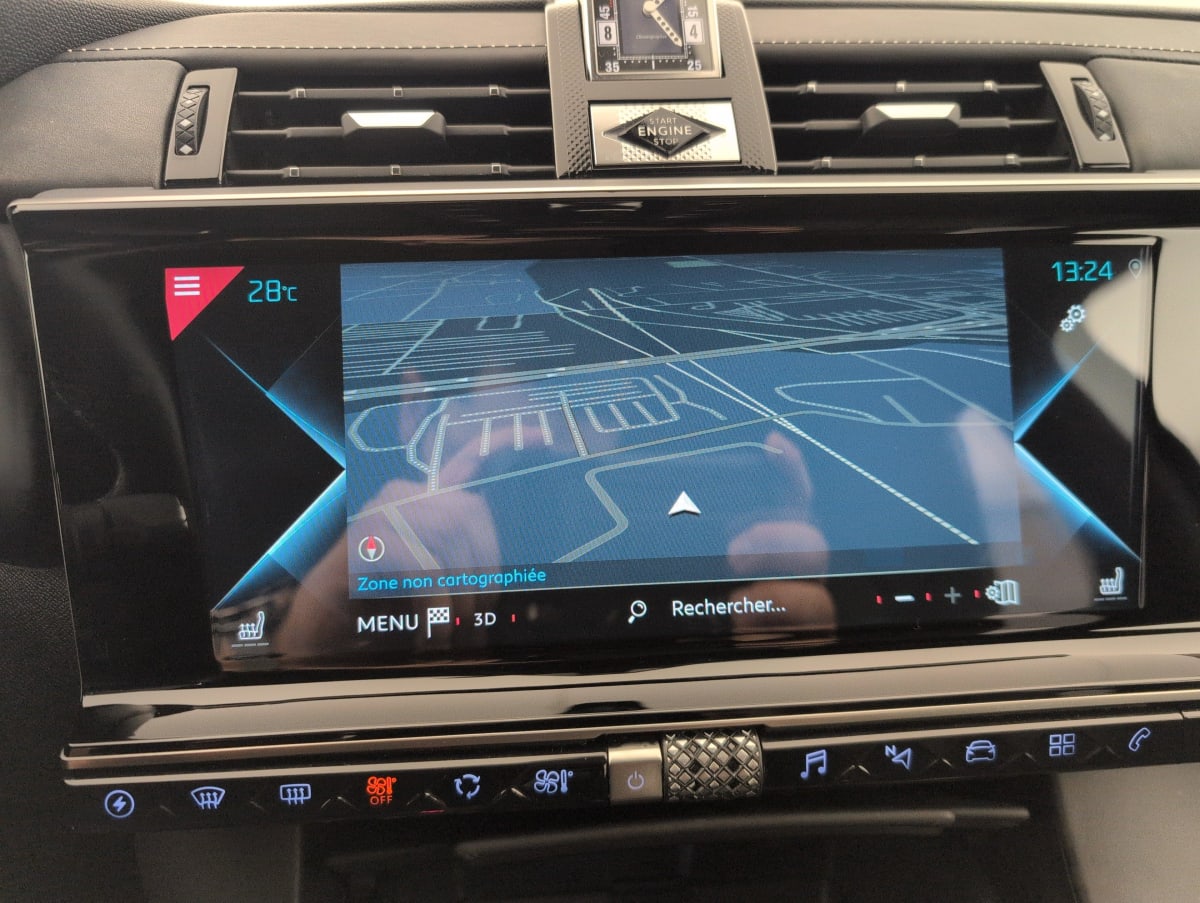 DS DS7 Crossback - Image 17