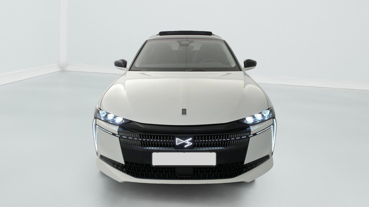 DS N 4 - Image 2