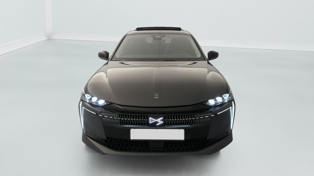 DS N 4 - Image 2