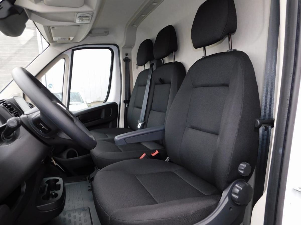 FIAT DUCATO FOURGON DUCATO FGN TOLE L3H2 (LH2) 3.5 T MAXI 140 CH