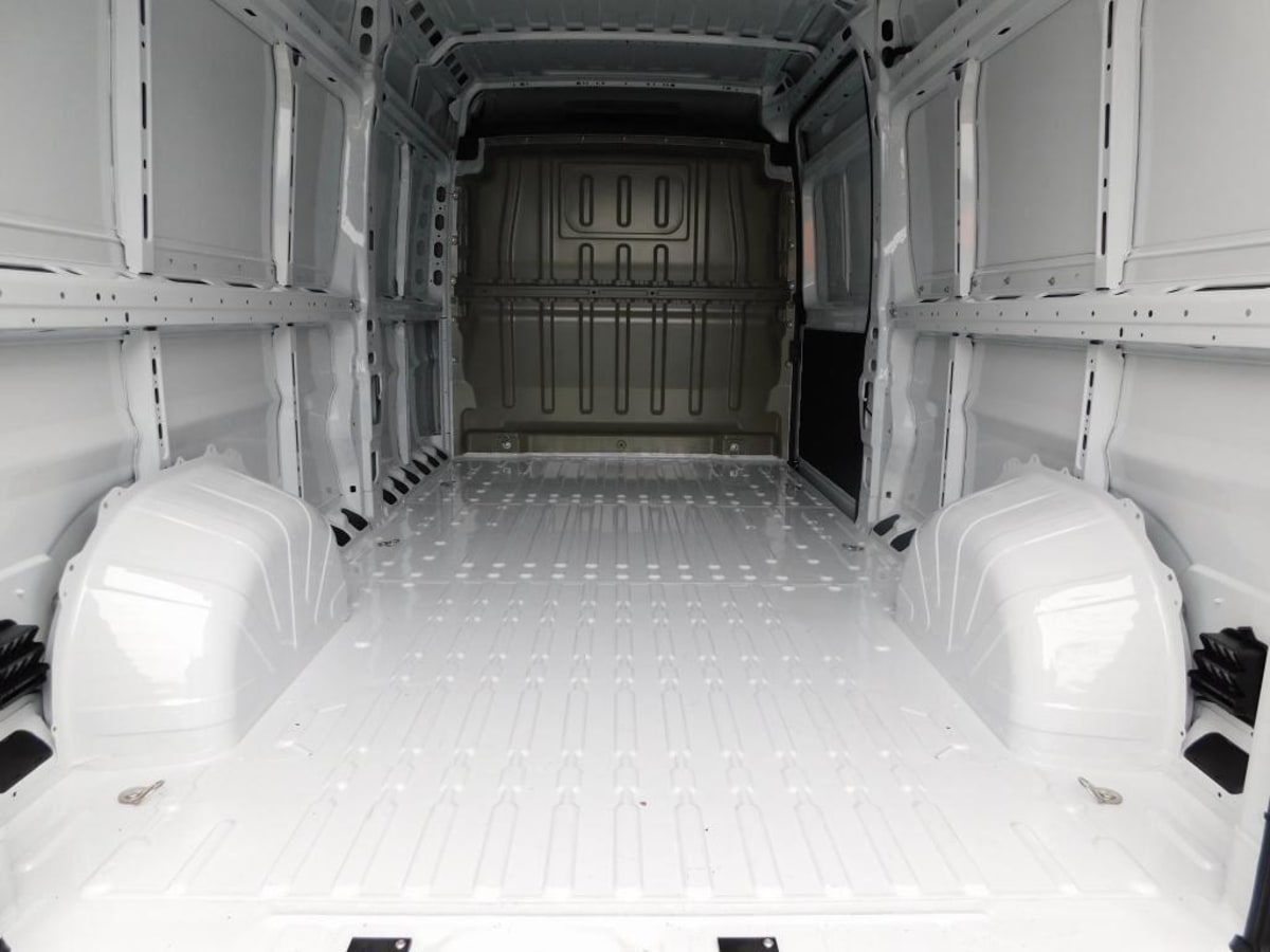 FIAT DUCATO FOURGON DUCATO FGN TOLE L3H2 (LH2) 3.5 T MAXI 140 CH