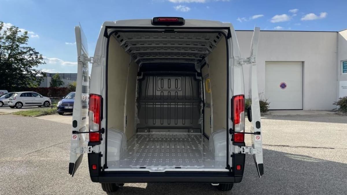 FIAT DUCATO FOURGON TOLE 3.5 L H2 180 CH