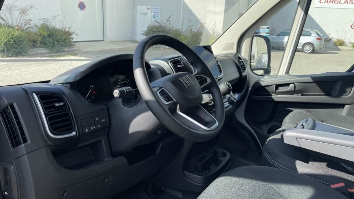 FIAT DUCATO FOURGON TOLE 3.5 L H2 180 CH
