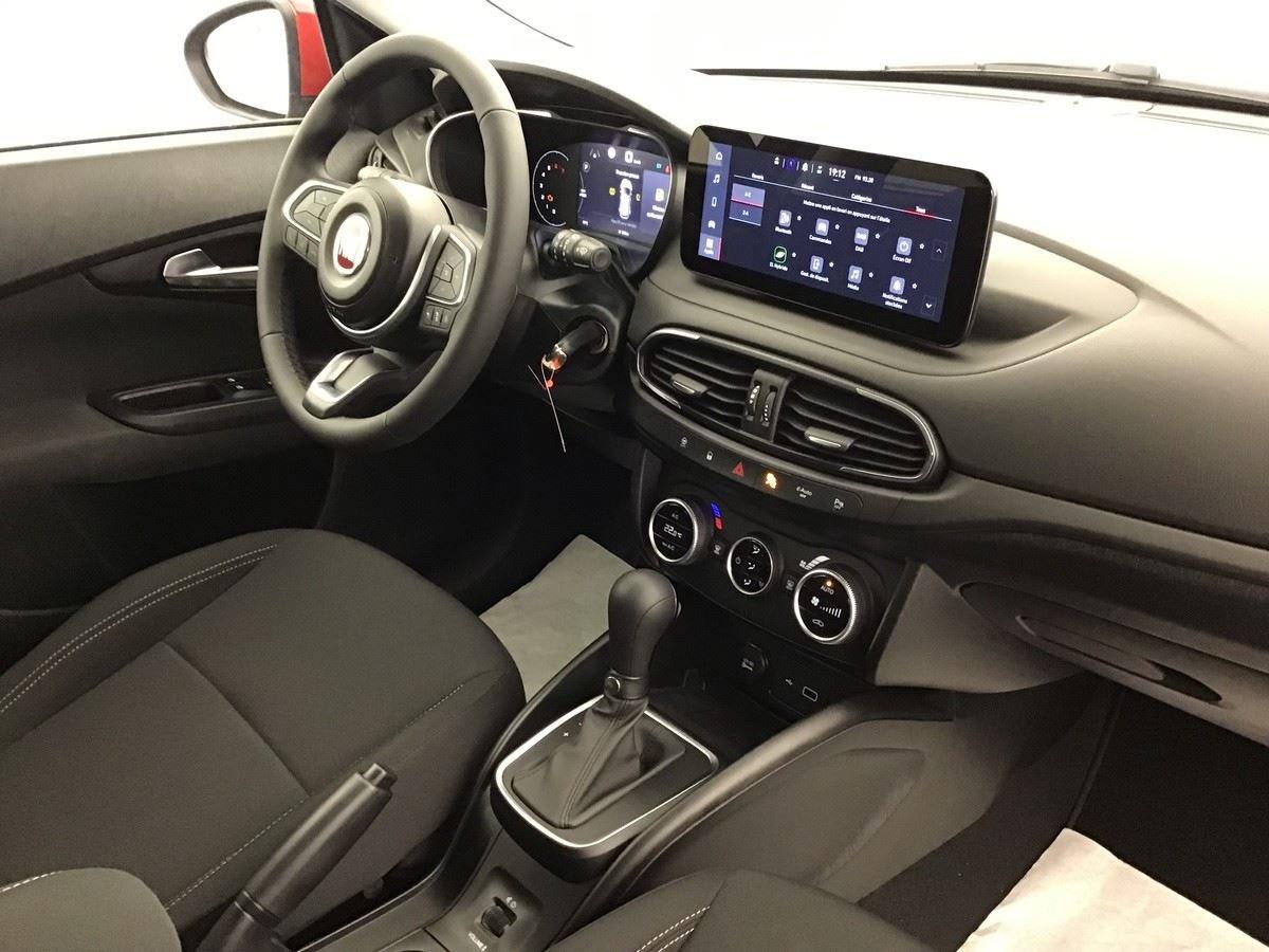 FIAT TIPO SW CROSS 1.5 HYBRID 130