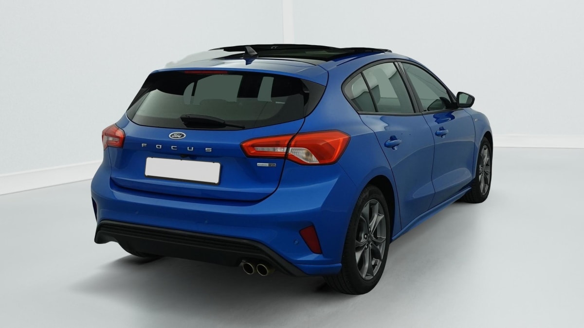 Ford Focus - Image 7