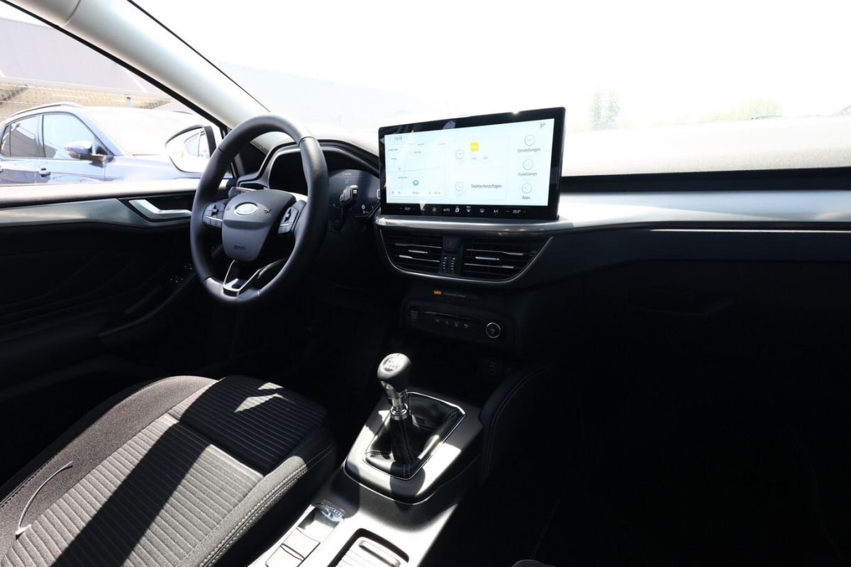FORD FOCUS 125 TITANIUM X