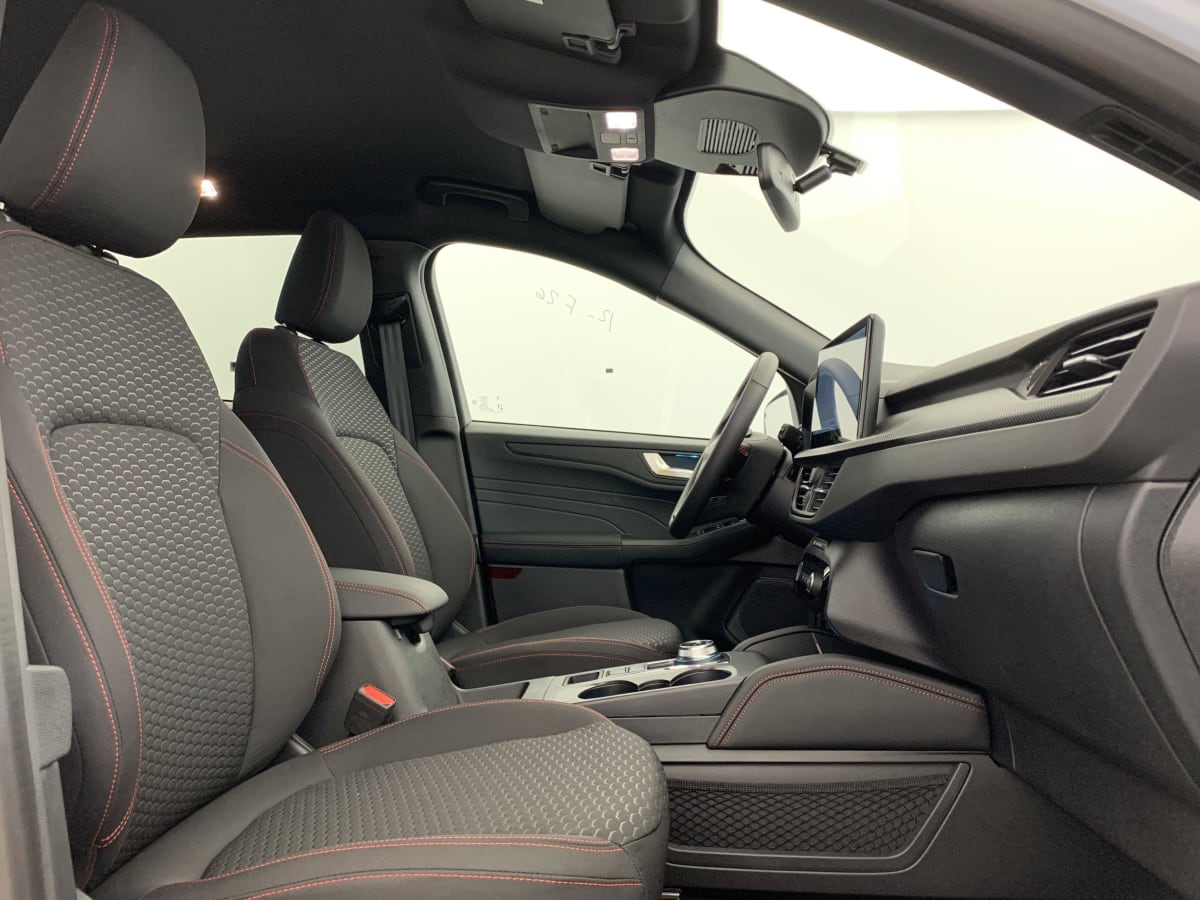 FORD KUGA 2.5 DURATEC 243 CH PHEV POWERSHIFT ST-LINE