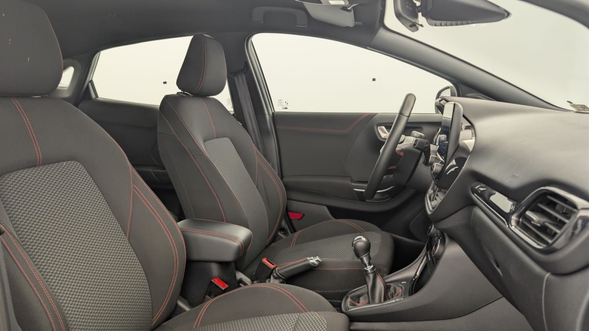 Ford PUMA - Image 9
